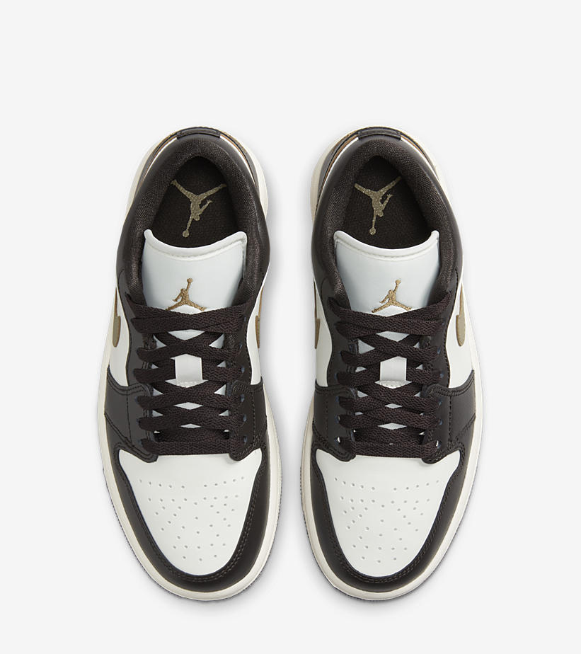 fullress's tweet photo. 2023年 秋/9月 発売予定！  

ナイキ ウィメンズ エア ジョーダン 1 ロー “モカ” (NIKE WMNS AIR JORDAN 1 LOW “Mocha”) [DC0774-200]  

https://t.co/946SQU3FW9 https://t.co/L51C4fnMWK