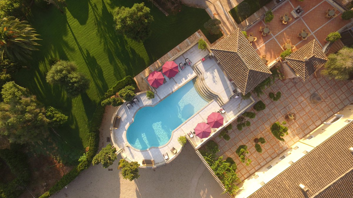 Son_Julia's tweet photo. Our adults only pool on the top terrace offers you views over the gardens and a peaceful retreat @Son_Julia #ruralhotel #pool #adultsonly #sonjulia #boutiquehotel #spring #mallorca #llucmajor https://t.co/7oGG1NUxLZ