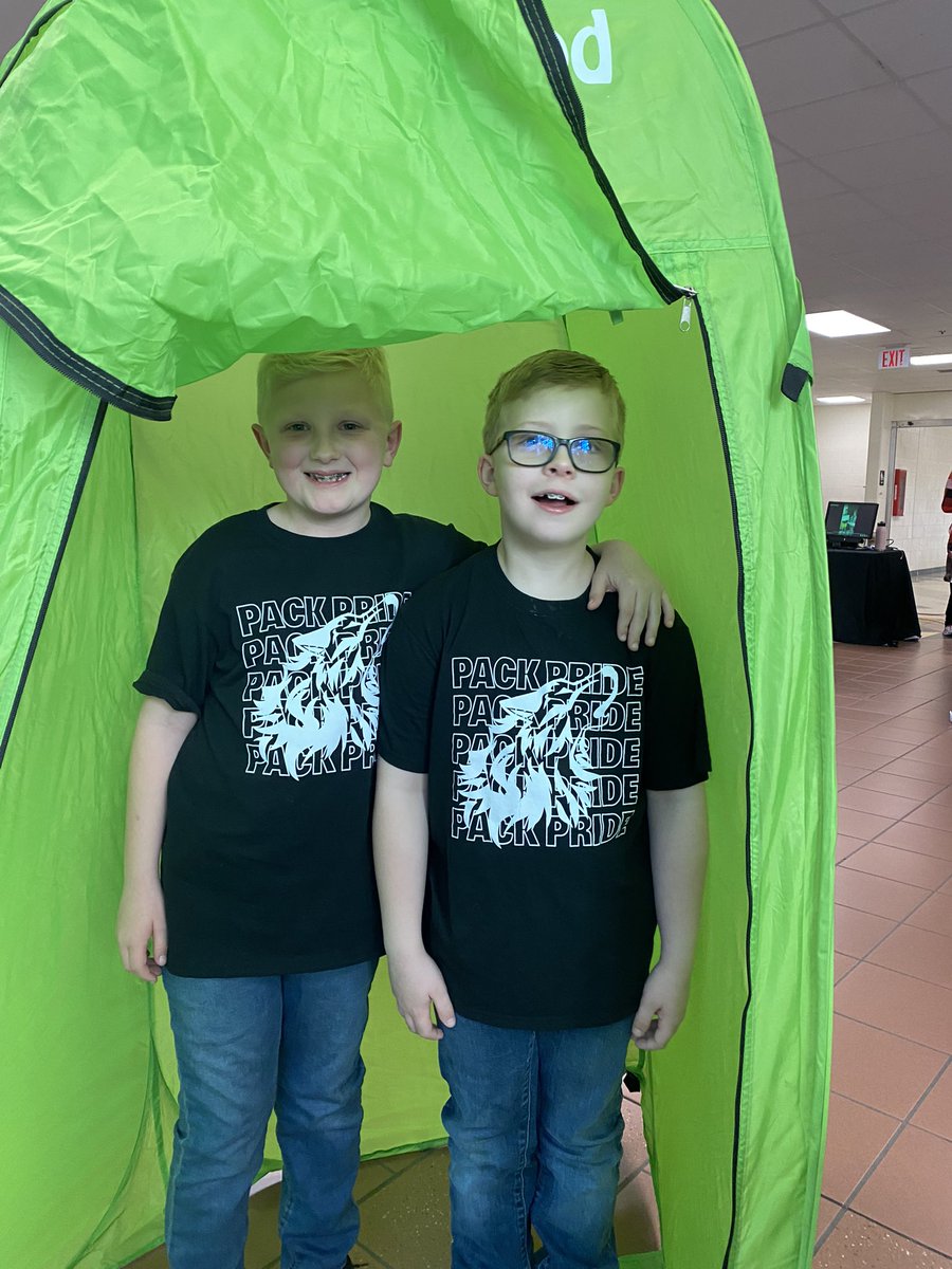 Kimberly Carlson tweet media