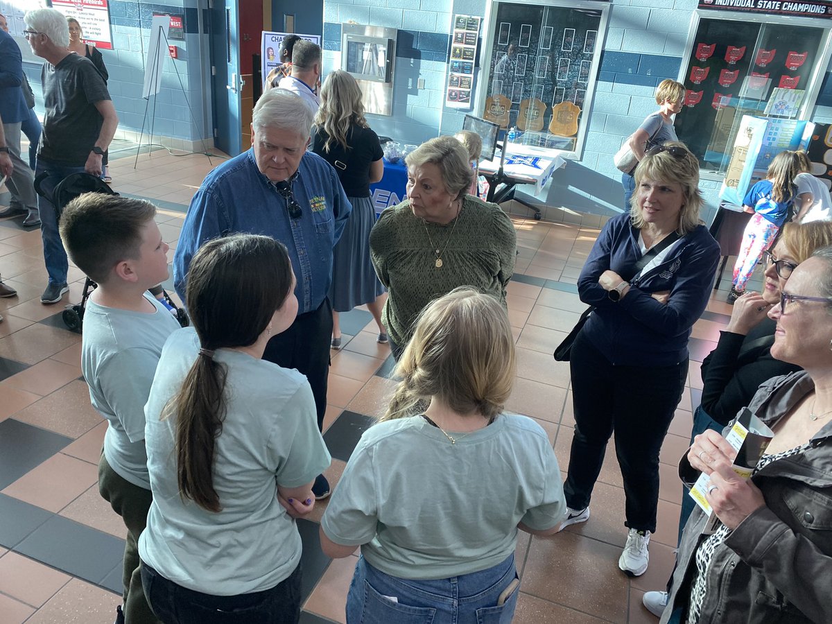 Kimberly Carlson tweet media