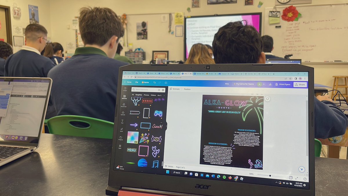 AlkaGlow's tweet photo. Working hard today on our flyers, pamphlets, and resumes!! #AlkaGlow https://t.co/BmERHIiyP2