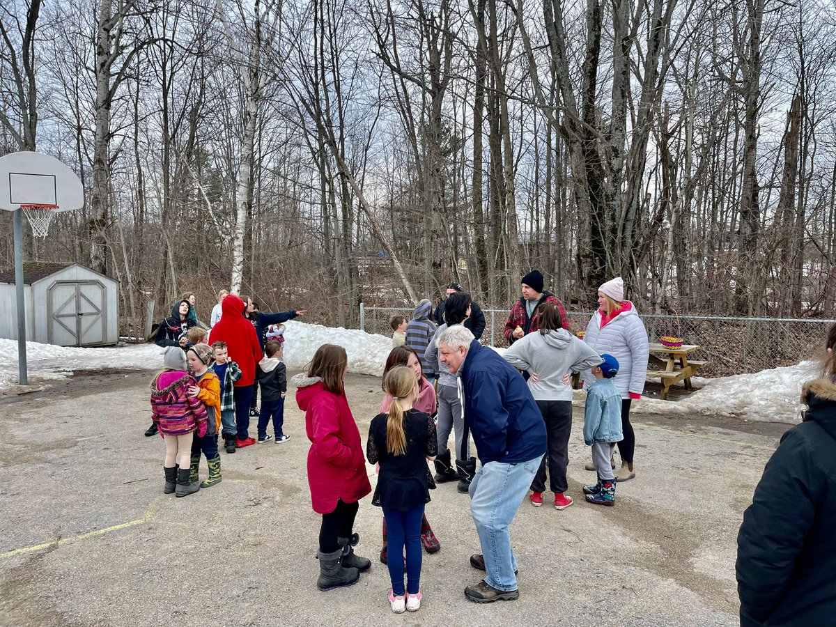 alcdsb_jams's tweet photo. "Happy Easter everyone! 🐰🐣🌷🎉 Spent a fun-filled day with our Students egg hunting and celebrating the joys of this festive occasion. Hoping this day brings you all lots of love, laughter, and memorable moments with your loved ones! #Easter2023 #EggHunting #FestiveVibes" https://t.co/v6v2dkrbcv