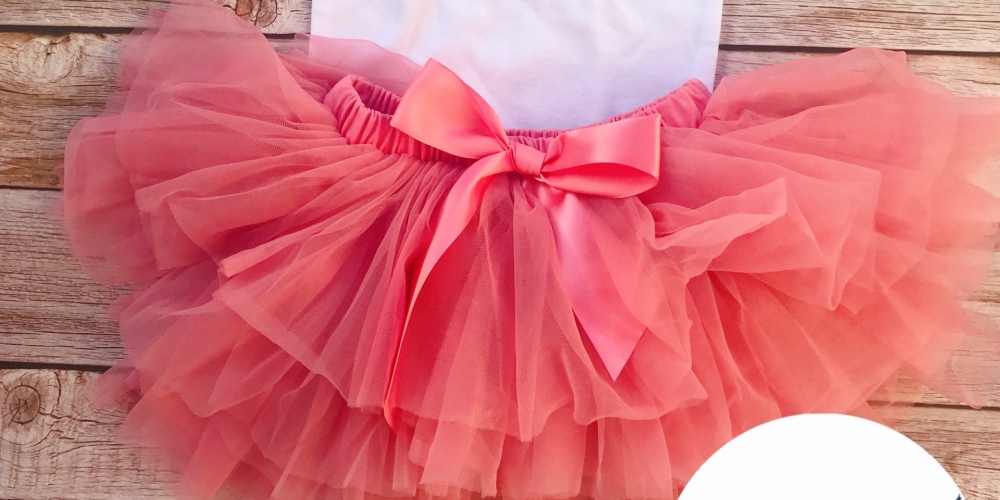 LilABC10's tweet photo. Personalised First birthday Crown 1 Cake Smash tutu skirt set Dark Pink #babiesroom #babiesglobe #pregnancy #babieslove #babiesfashion #babiesoftheworld #babiesworld https://t.co/JIbF5AxeW5 https://t.co/VoOxaDausJ