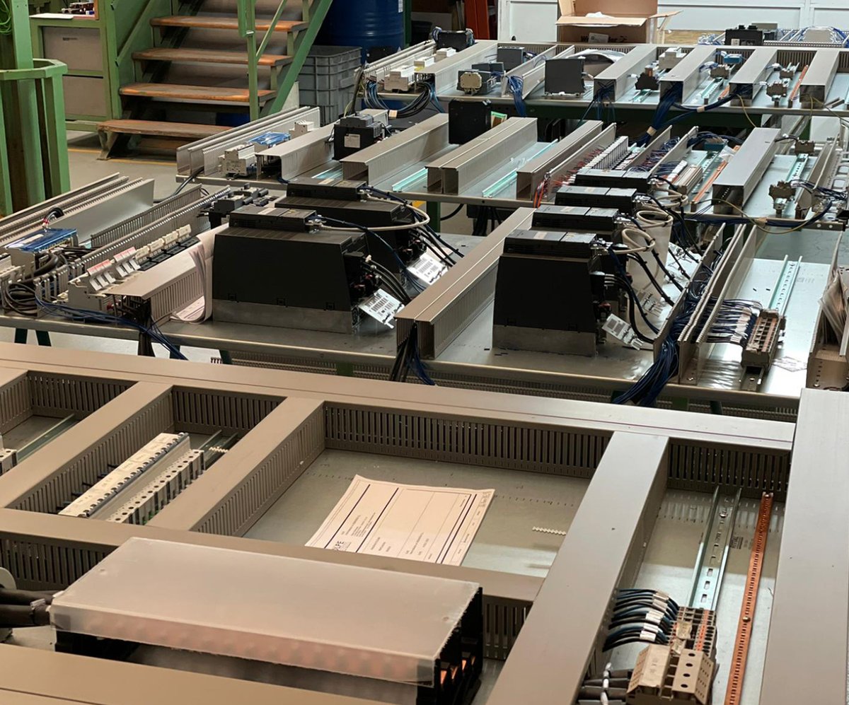 Olpe_Ingenieria's tweet photo. 💪💪 𝐎𝐋𝐏𝐄 𝐈𝐍𝐆𝐄𝐍𝐈𝐄𝐑𝐈́𝐀 apostamos por la ᴇxᴄᴇʟᴇɴᴄɪᴀ y la ᴘʀᴏғᴇsɪᴏɴᴀʟɪᴅᴀᴅ en todos y cada uno de nuestros proyectos con el objetivo de ofrecer a nuestros clientes un 𝐬𝐞𝐫𝐯𝐢𝐜𝐢𝐨 𝐨́𝐩𝐭𝐢𝐦𝐨. 🥇 https://t.co/TkTlwdbKim