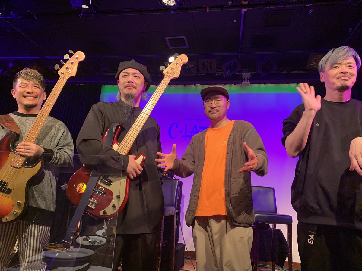 HIBISCUSMK's tweet photo. TYH BASS TRIO🎪六本木CLAPS
今回も3人のプレイがすごくってそこにヒューマンビートボックスAFRAさんとのコラボがめちゃハマってたなあ☺️🎵
またTYHAでやってほしいしいつか音源化してほしいーっ😆‼️
#TYH
#TYHA
#TYHBASSTRIO https://t.co/mDWQuxrnwY