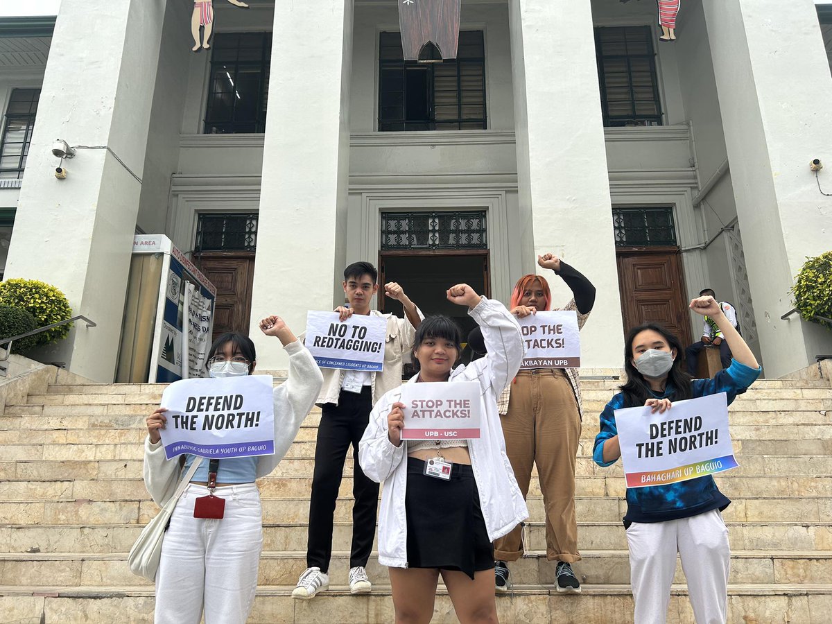 UPBaguioUSC's tweet photo. #DefendUPB: HUMAN RIGHTS WATCH UPDATE
LOOK: UP Baguio students, through UPB USC and UPRISE - UPB, officially submitted to the Baguio City local government a position paper on the recent cases of red-tagging, surveillance, harassment, and intimidation. https://t.co/zYMw2h5YzM