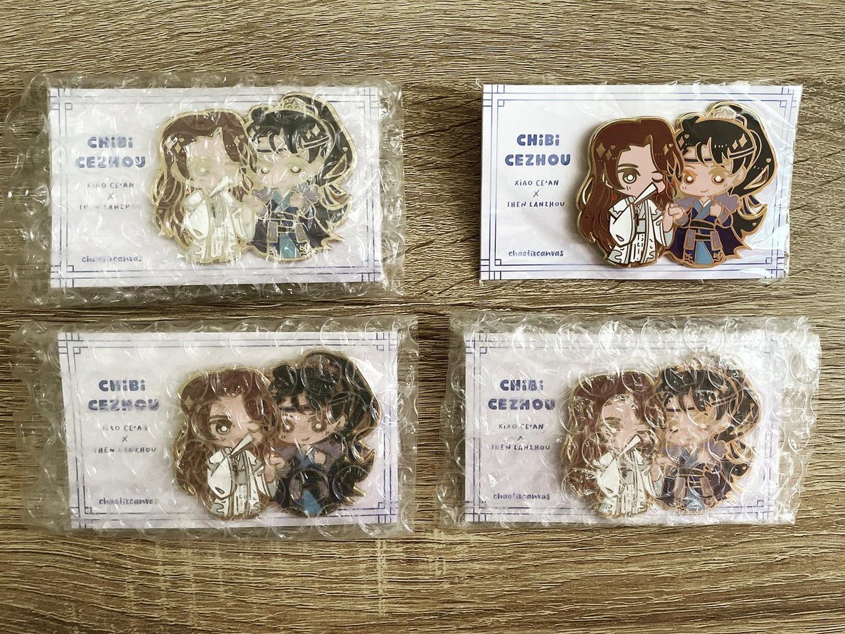 QJJ pins by @chaotixcanvas are finally here!! ♥️

I love the pin ~ It’s so shiny and nice. Chibi XCY and SZC are so cute 🥰 Finally unlocked my need for one qjj merch. 😂

Thank you to my good friend for helping me get a hold of this from miles away!! 😘