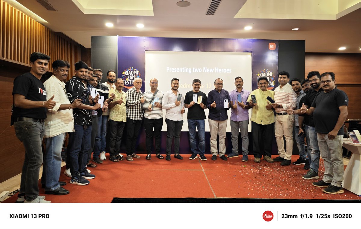 batchumalli's tweet photo. An Amazing Evening Spent with Our #Super #MiPartners in #Hubli. ๐๐
Delighted to Witness the Love for Us & Excitement with our new Launches #RedmiNote12 #Redmi12C #Super Energy Flowing in the Air. โก๐ช
#Xiaomi โฅ๏ธ #HubliPartnersMeet
#BigOnSpeedBigOnStyle
#SuperNoteSuperDesign https://t.co/wD91kOavtS