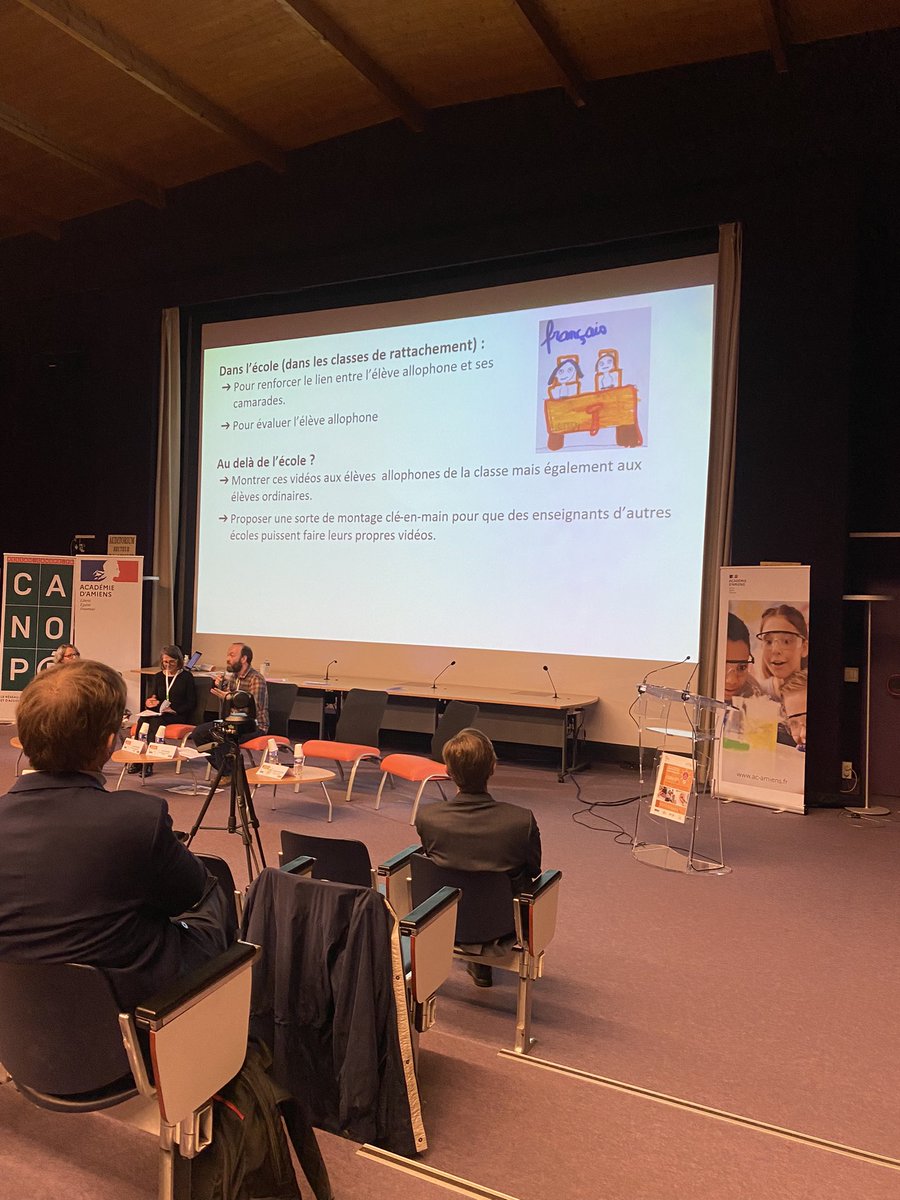 CardieAmiens's tweet photo. 🟣Directrice de l’école J Macé : le projet a des effets collatéraux, les élèves de l’UPE2A deviennent experts, voire intéressants pour les autres élèves 😃 

⏩️ Encourager les équipes est le rôle des chefs d’établissement #eduinov #JAI23 @AcAmiens https://t.co/gMvidzsbSE