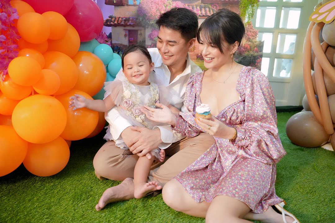 Mclisse74683141's tweet photo. Cuties family 👨‍👩‍👧🥰🤗 https://t.co/HacMntDba8