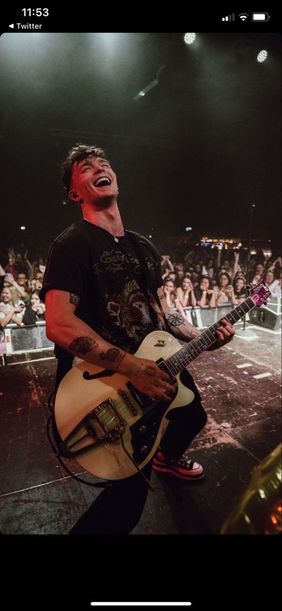 girlfan31's tweet image. 