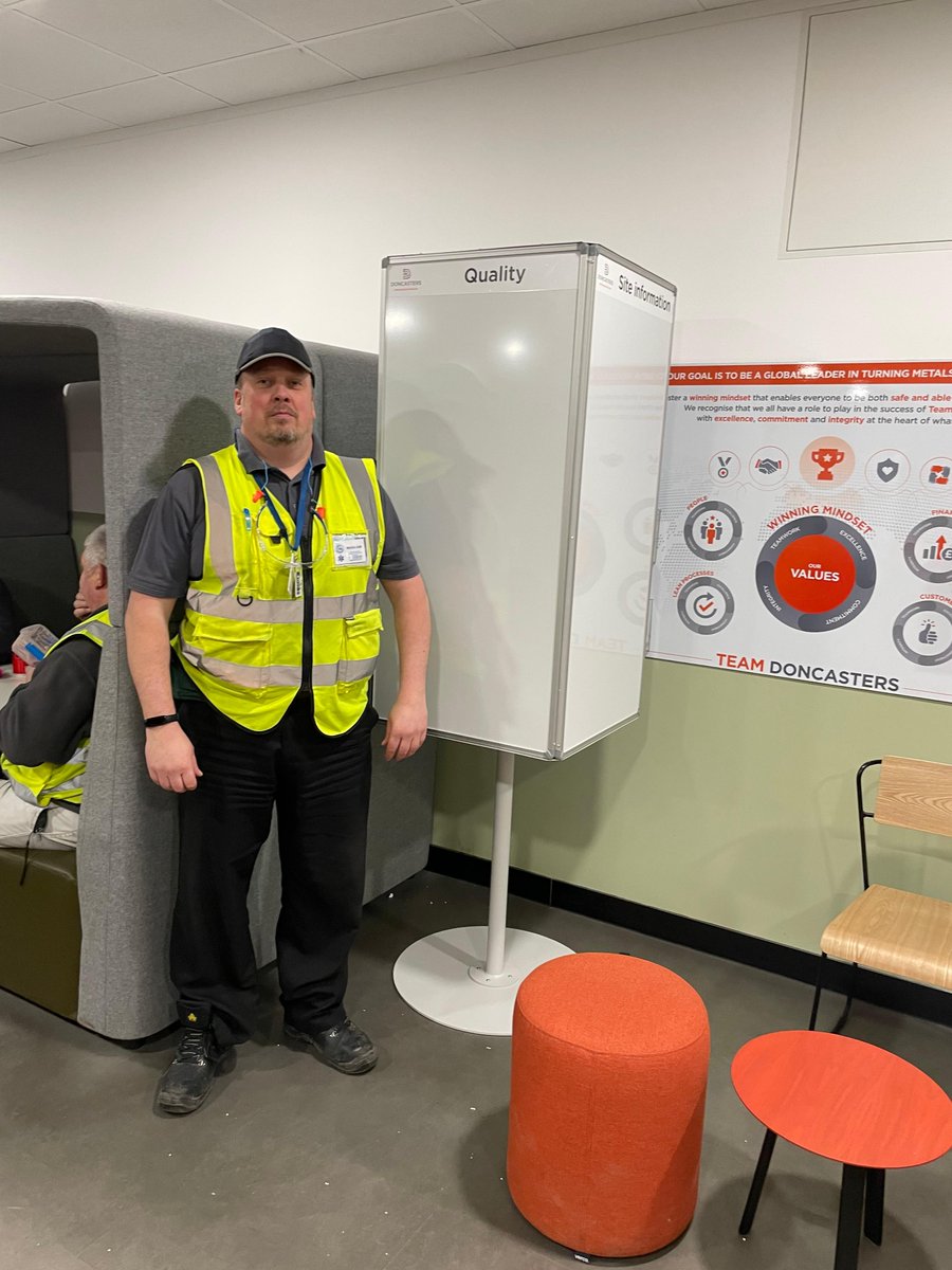 Droitwich Sign and Print tweet media