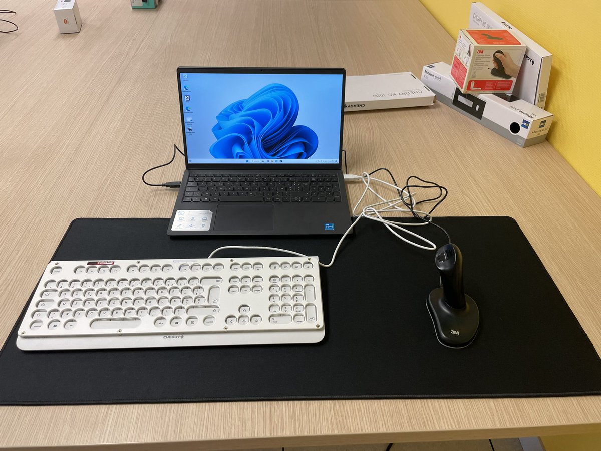 apfhandicapPic's tweet photo. Aujourd’hui, c’est la journée portes ouvertes pour découvrir notre espace #numérique #inclusif Connect &amp; vous 💻🕹️. Ça se passe à la Délégation @apfhandicap de la Somme au 43 rue Sully à Amiens jusqu’à 17h. Venez nombreux … il y a même du café ☕️ ! https://t.co/L5Od0Q9eI4