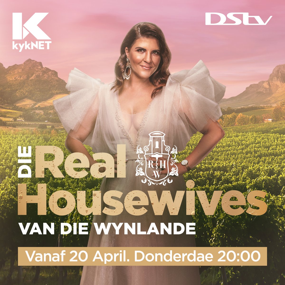 kykNETtv's tweet photo. Ontmoet die mooie #RHOWL_Mariska en #RHOWL_Michelle in die eerste episode van "Die Real Housewives van die Wynlande".  👏 👏

KLIK HIER. 👇

#RHOWL