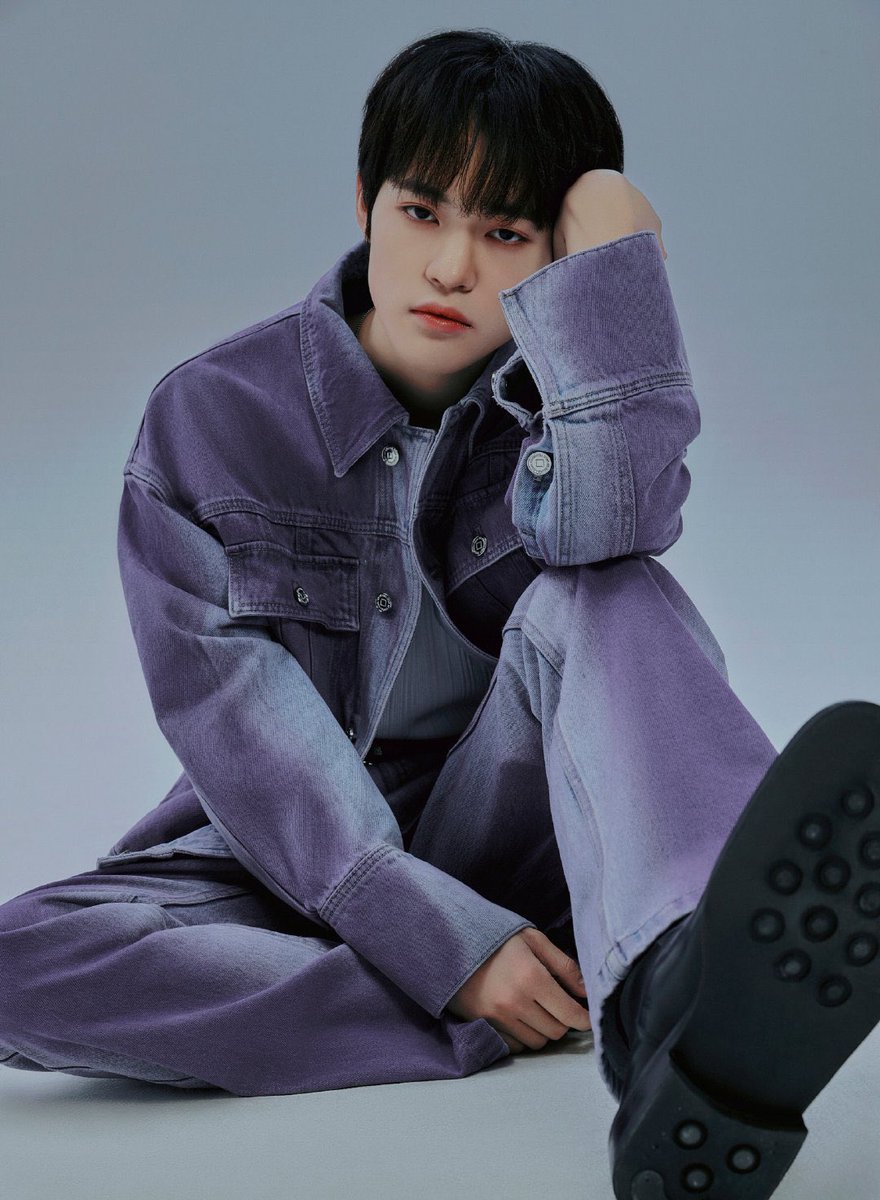 01HSCL's tweet image. purple suit me or nah