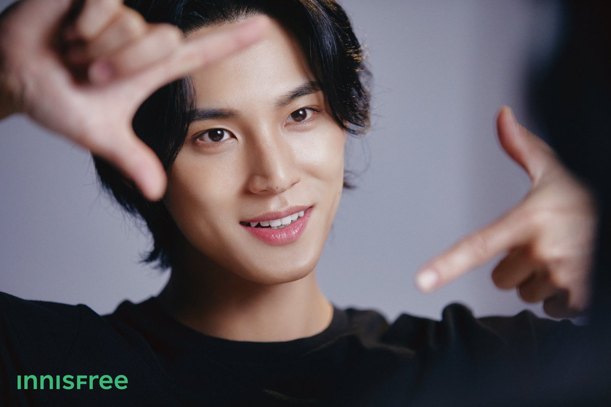 innisfree_kr's tweet photo. 민규 PICK 그린티 세럼을 할인가에 GET 할 수 있는 
이니스프리 멤버십 세일 시작!
🌱세일 구경하러가기 : https://t.co/Vl7cSazHHv https://t.co/Geohw26NgZ