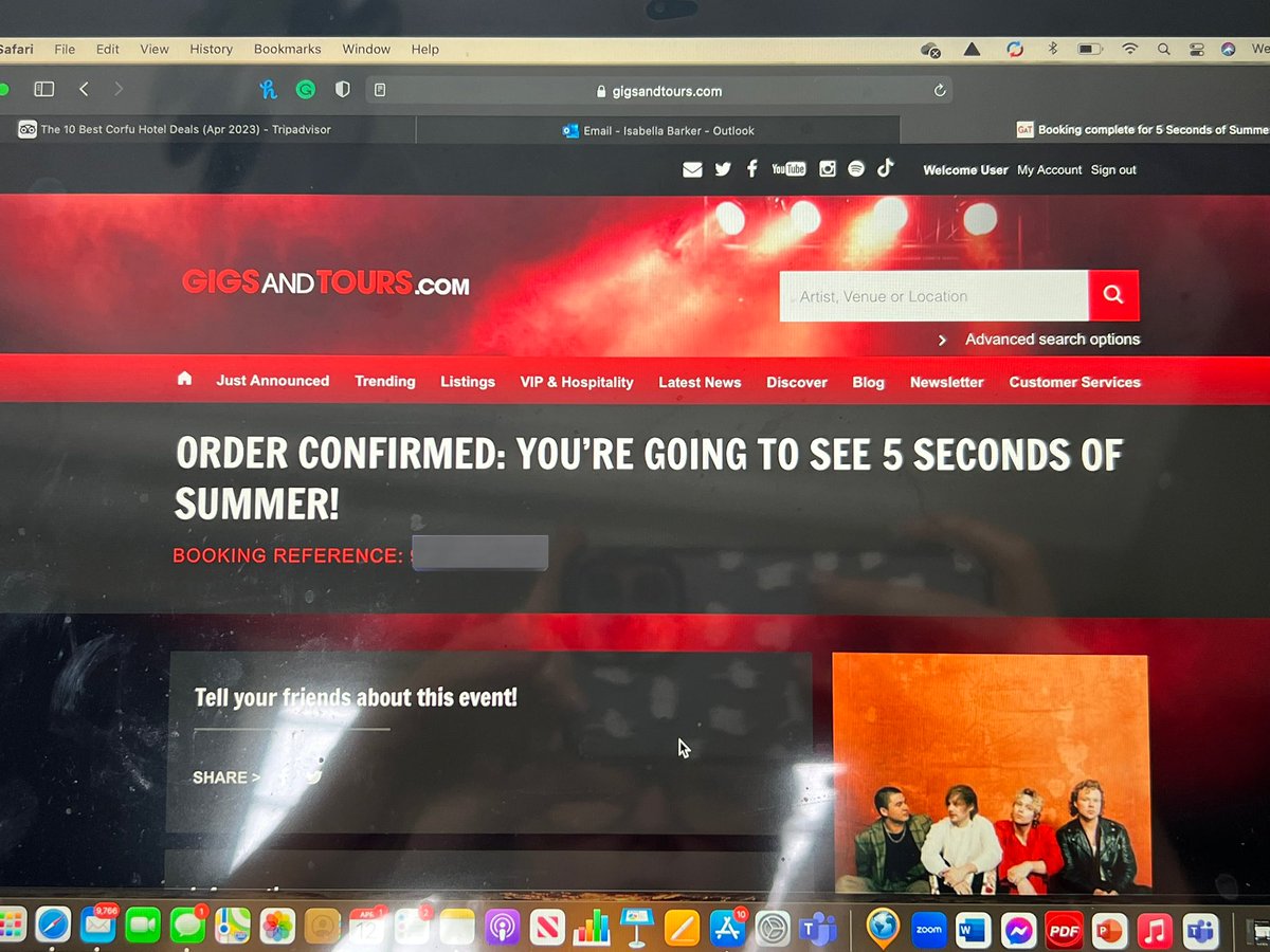 extraniall_'s tweet photo. IM SEEING 5SOS IN MANCHESTER IM CRYING #5sos #The5SOSShow @5SOS https://t.co/USKWqcEEN9