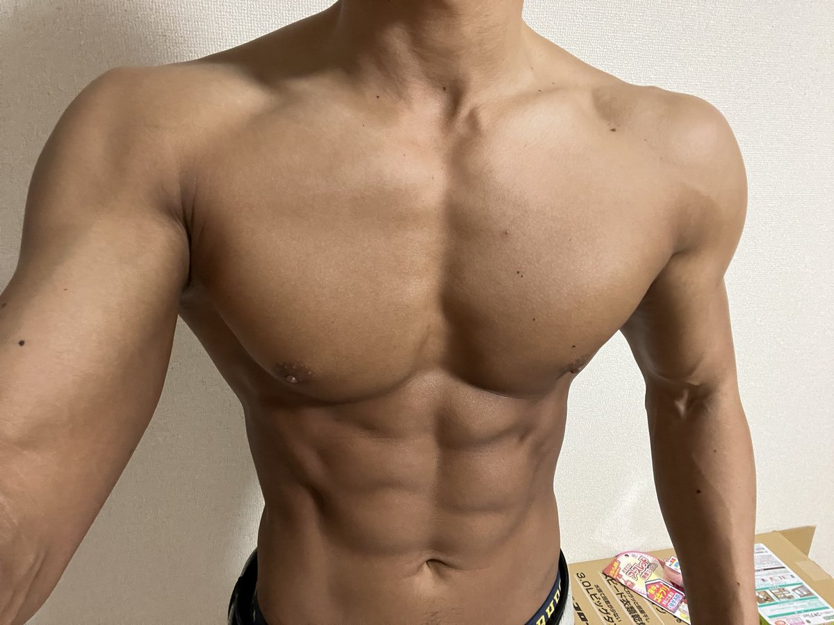 バル兄僕胸小さいんよ。