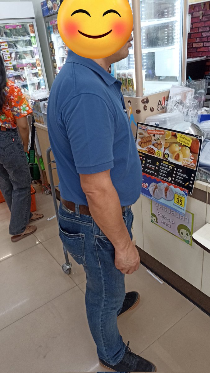 ThaiAbdul's tweet photo. ลุงครับเร็วหน่อย ผมหิว https://t.co/f0UC5AlgjD