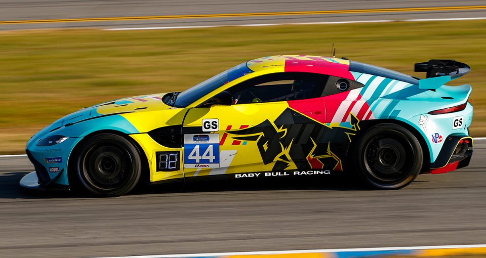 baino_73's tweet image. #acceleratingperformance No. 44 #babybullracing livery for the 2019 @astonmartin Vantage in @ForzaHorizon 5

#Xbox #XboxGamePass #XboxSeriesX #XboxSeriesS #Xboxone #ForzaPaintbooth #ForzaShare #IMSA #ForzaCreatorsGuild