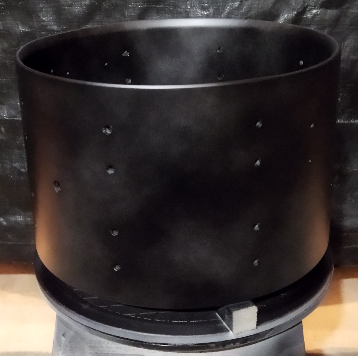 一気に厚塗りはせず
薄く回数を重ねます。

じっくりと本塗りへと向かいます。