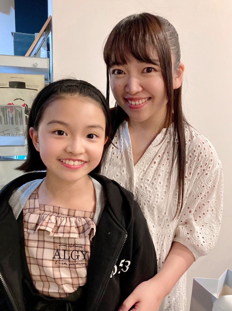 shiina0704's tweet photo. アメブロを投稿しました。
『2023.04.12』
#andwith #振り返りブログ
本日は.... #宇佐見有紗 ちゃん💛
https://t.co/AYFs8GRVjC https://t.co/oE4dqaqi59