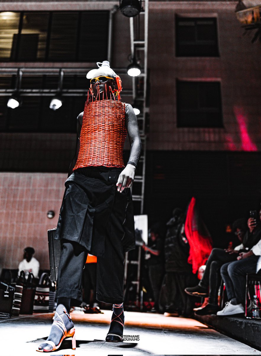 StephaneNounamo's tweet image. Domaf Fashion Night au Starland Hotel samedi dernier ✨️✨️
Plus de photos dispo sur mon fb 😎
 m.facebook.com/story.php?stor…

#Domaf 🇨🇲
#LiveInArt 📸❤️