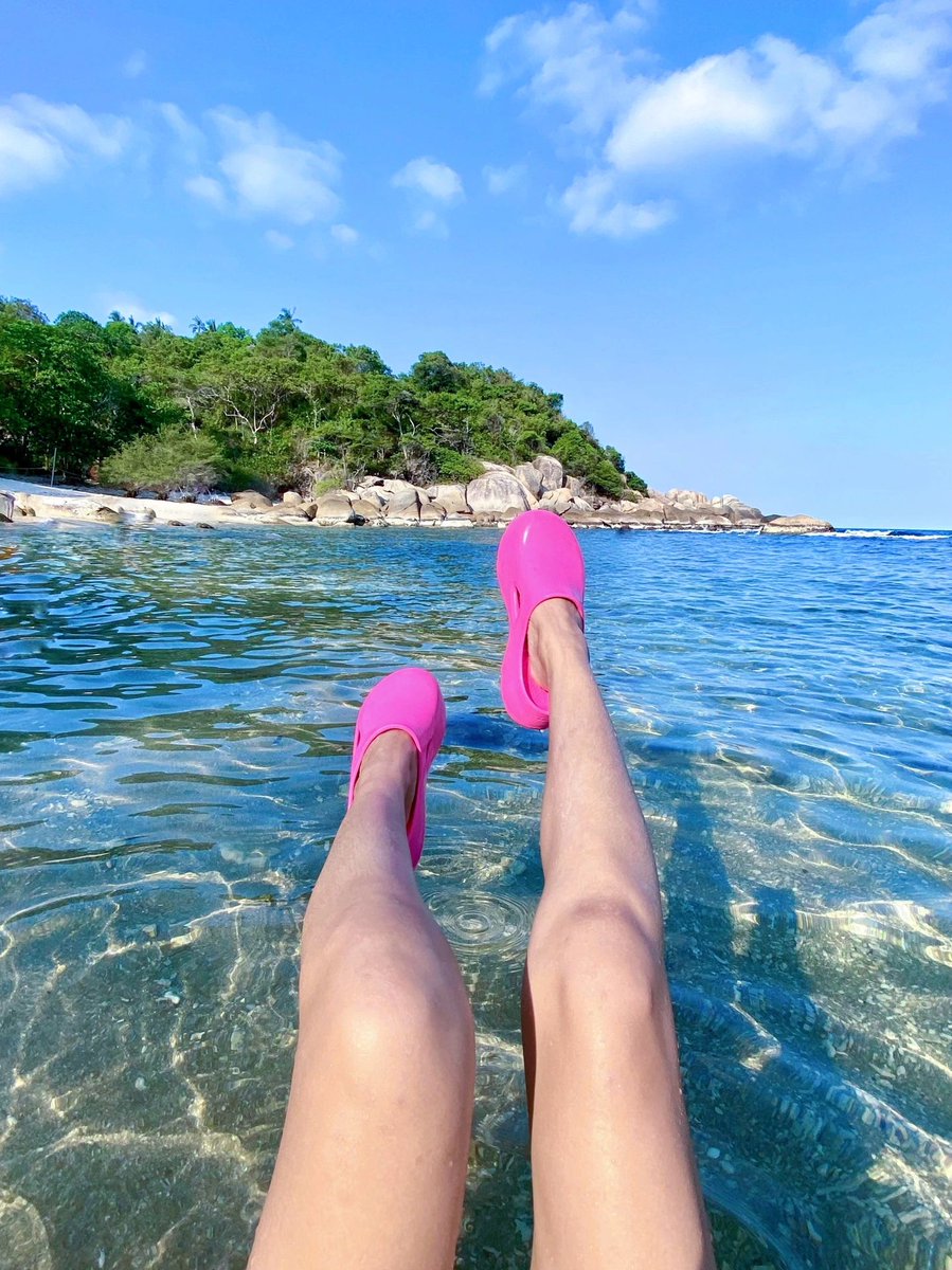 POSEshoes's tweet photo. “New Slippers of Posee“ ❤ l believe you’ll be the most beautiful girl in this summer on the beach😉the blue sky、sunshine and water🏄♀️🏖are you ready for it?🥳😍
👉shop👉:https://t.co/uDZcsSBlfY
#posee #Posee #poseeslippers #poseeslipper #poseeshoes #slippers #summerslippers https://t.co/HCo5vPe478