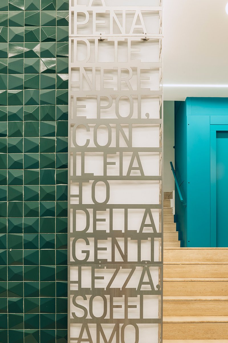 Completata la #riqualificazione dell’edificio milanese di #viaBalilla, nuovo #studentato a #Milano.
Il progetto firmato Atelier(s) Alfonso Femia ha trasformato un immobile degli anni Cinquanta in un’architettura dalla forte #personalità materica e cromatica.

#AF517 <a href="/alfonsofemia/">Alfonso Femia</a>