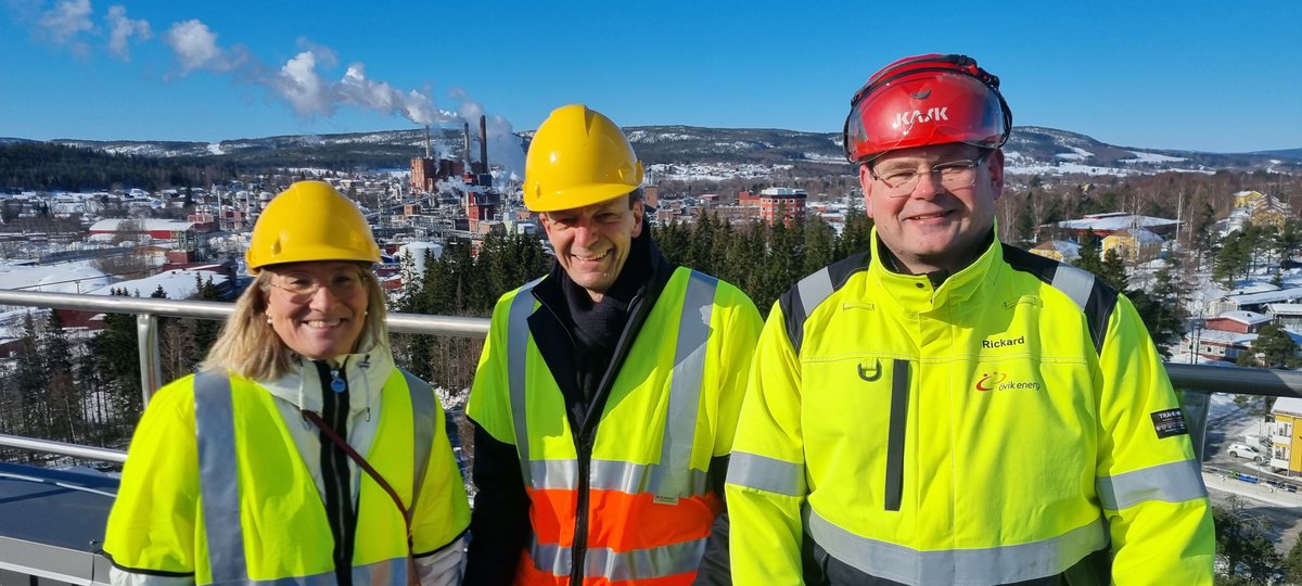 liquidwind_se's tweet photo. Stay tuned for the launch of the @sverigesradio program @Klotet on May 2, 2023 📢Focusing on climate & environmental issues and green enery innovations including our #efuel technology🇸🇪🌱
@liquidwind_se @Orsted @ovikenergi #FlagshipONE #fossilfree #fuel #MadeInSweden #energy https://t.co/nDkAA8B79B