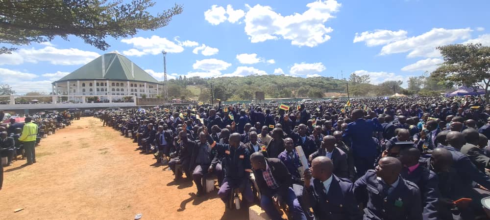 President E.D Mnangagwa teaches that this peace was died for, it was sweated for.  We have peace in our country, let us use it to be productive. The bible says if you are lazy do not eat. Tinokutenda Ma Zion aSamere Mutendi ne Easter yakanakisa. Ichokwadi Jehova wakavamba Zion.