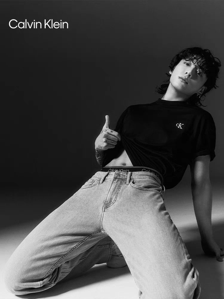 dipuu_'s tweet photo. The Sexiest Man Alive 2023😍🫶 The Most Handsome Man Alive🥰

I vote  #JUNGKOOK for Most Handsome Man Alive #NETIZENSREPORT #MHMA2023 #MHMA2023JUNGKOOK  @thenreport 
JEON JUNGKOOK https://t.co/MykL7twVIJ