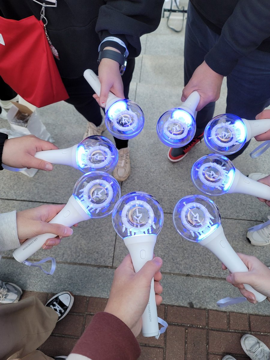 Smile_Jjaeyon's tweet photo. 오오 색깔 이쁜거 보소 맘에 들어 https://t.co/AzK1ZzJKyd
