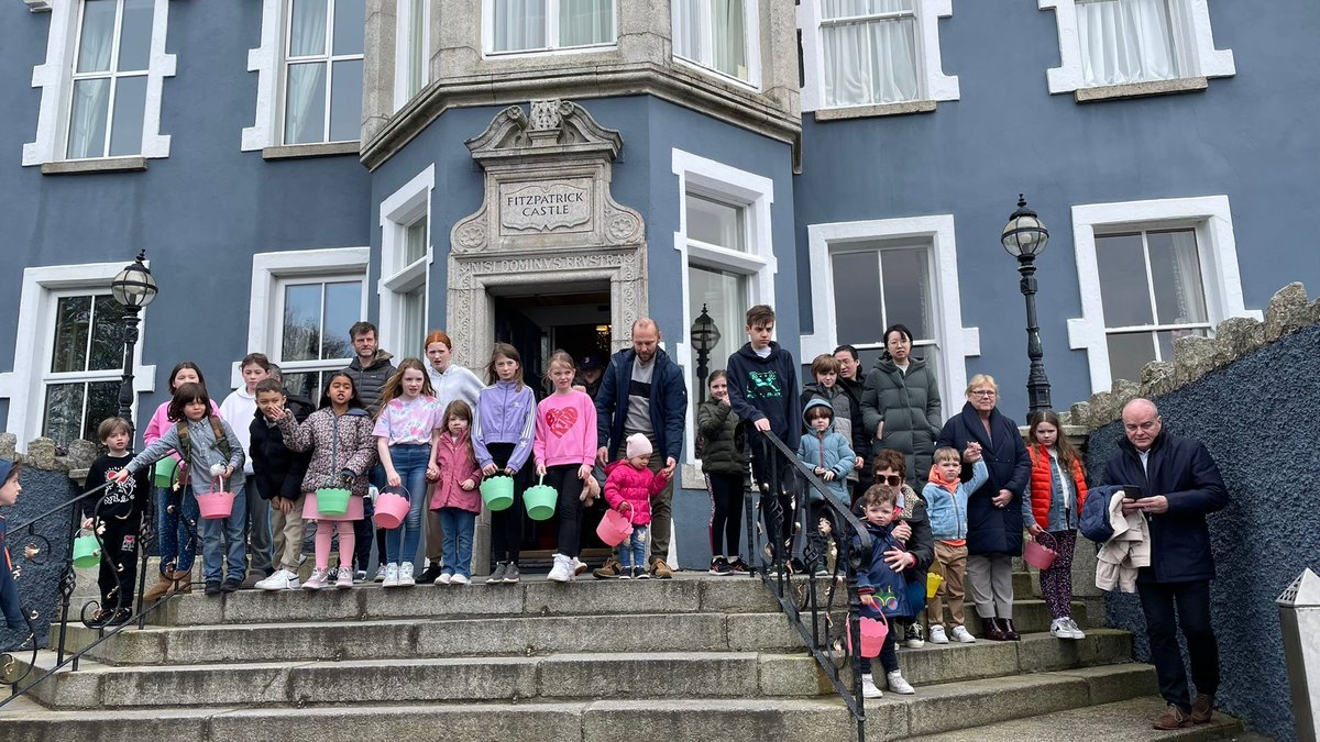 Our team at Fitzpatrick Castle Hotel recently hosted an Easter Egg Hunt that was an absolute blast!🐰🥚 We had a great turnout, and everyone had a wonderful time searching for eggs hidden in our beautiful gardens. #EasterEggHunt #FitzpatrickCastleHotel #FamilyFun 🌸🌿🌷