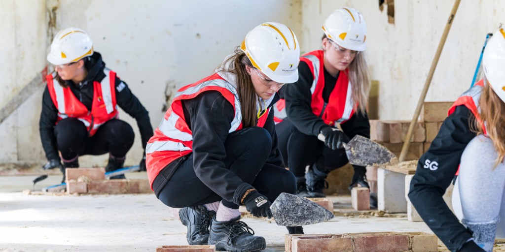 💸 The Industry Impact Fund welcomes applications up to £500,000 from employers who can develop solutions to the key skills challenges faced by the construction industry.

📣 Got any ideas? Visit our website and find out more 👇 
bit.ly/3KmDkrf

#CITBBusinessPlan