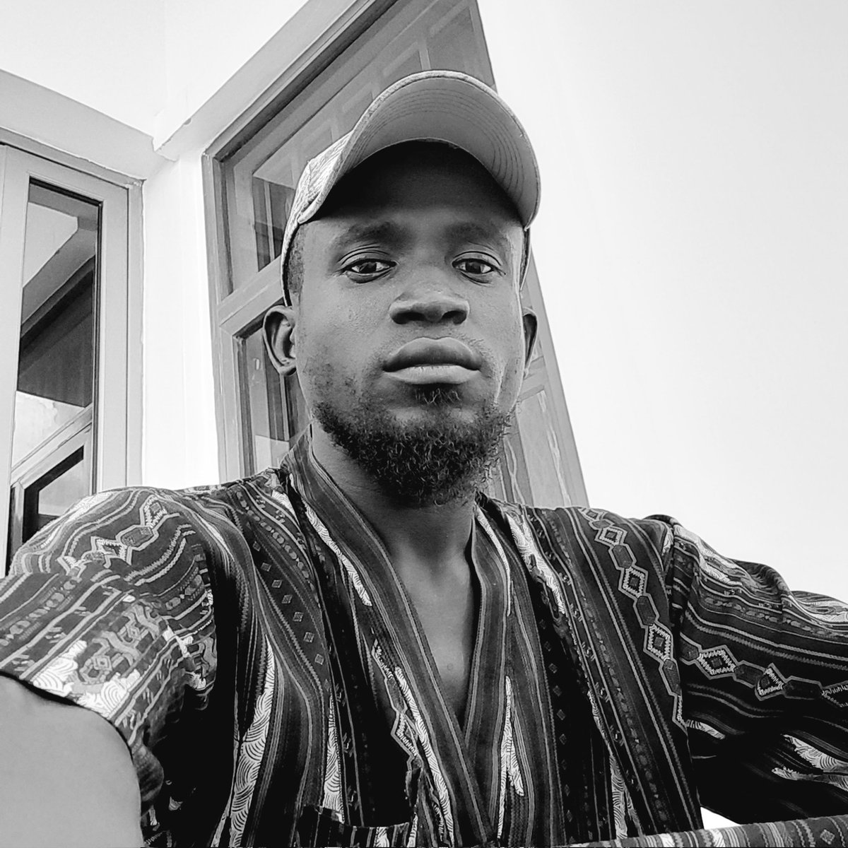ZaraddenJ's tweet photo. #NewProfilePic https://t.co/7PZc8fkE8m