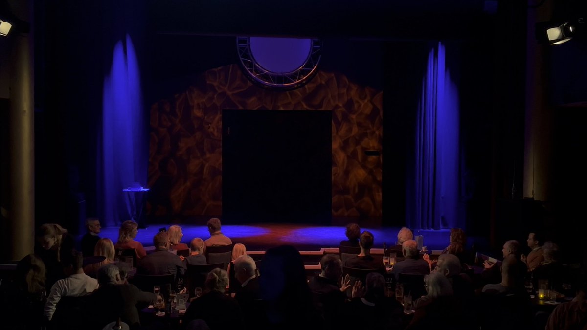 PitHartling's tweet photo. Alle Jahre wieder… Krystallpalast Varieté Leipzig☺️✨ Lieben Dank an ein tolles Haus und ein super Team! 🥰🙏 Bis zum nächsten Mal, am 19. März 2024 🤗👋 

(Erstes Foto: Krystallpalast) https://t.co/pUh0DD2IhV