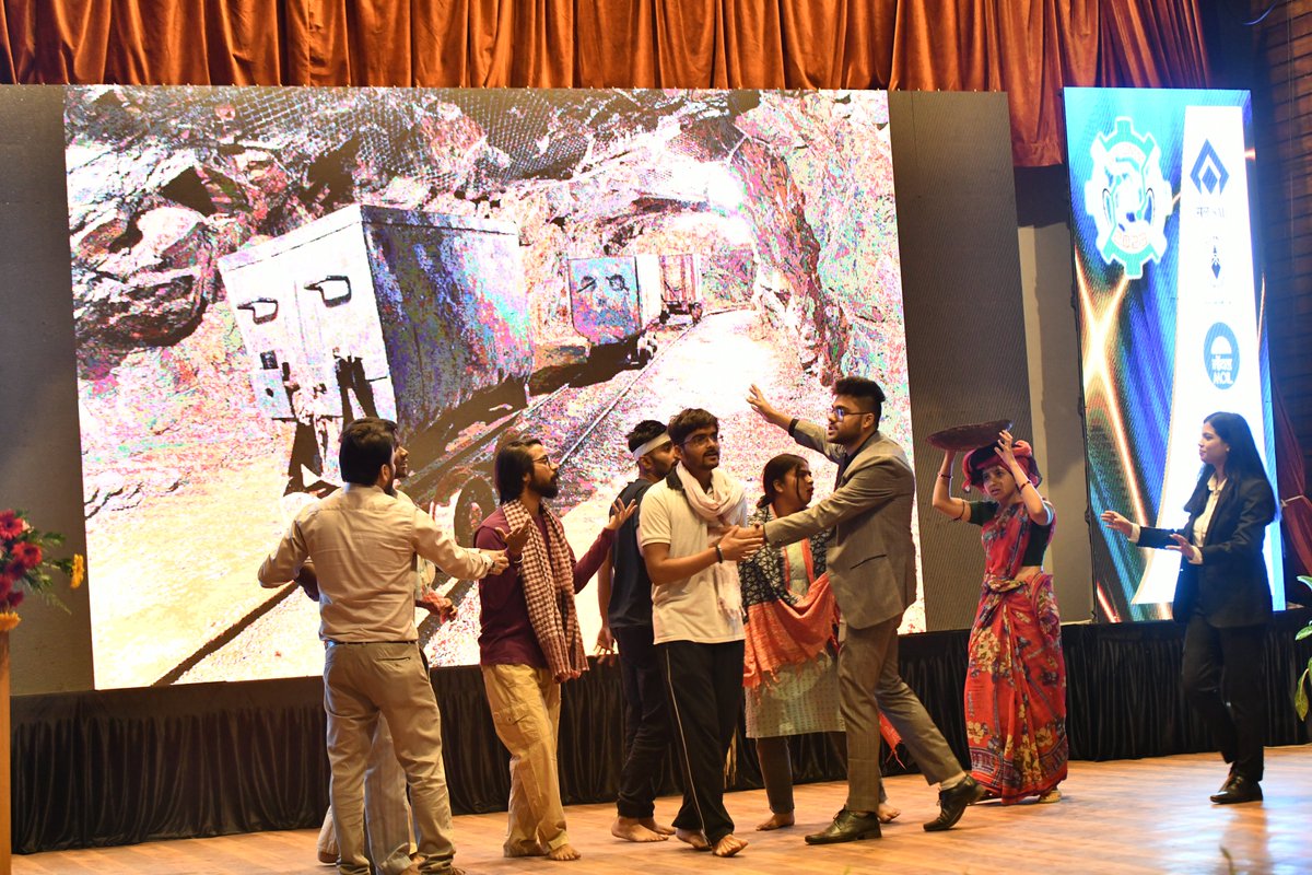 SAILranchi's tweet photo. The inaugural session of International Conclave on "Digital HR for Capability building in Metals &amp; Mining Industry" commenced today with a galaxy of leading luminaries of the field of AI/ML, Industry 4.0 &amp; associated digital technologies gracing the occasion at MTI, SAIL, Ranchi. https://t.co/vQ6j0Of8KW