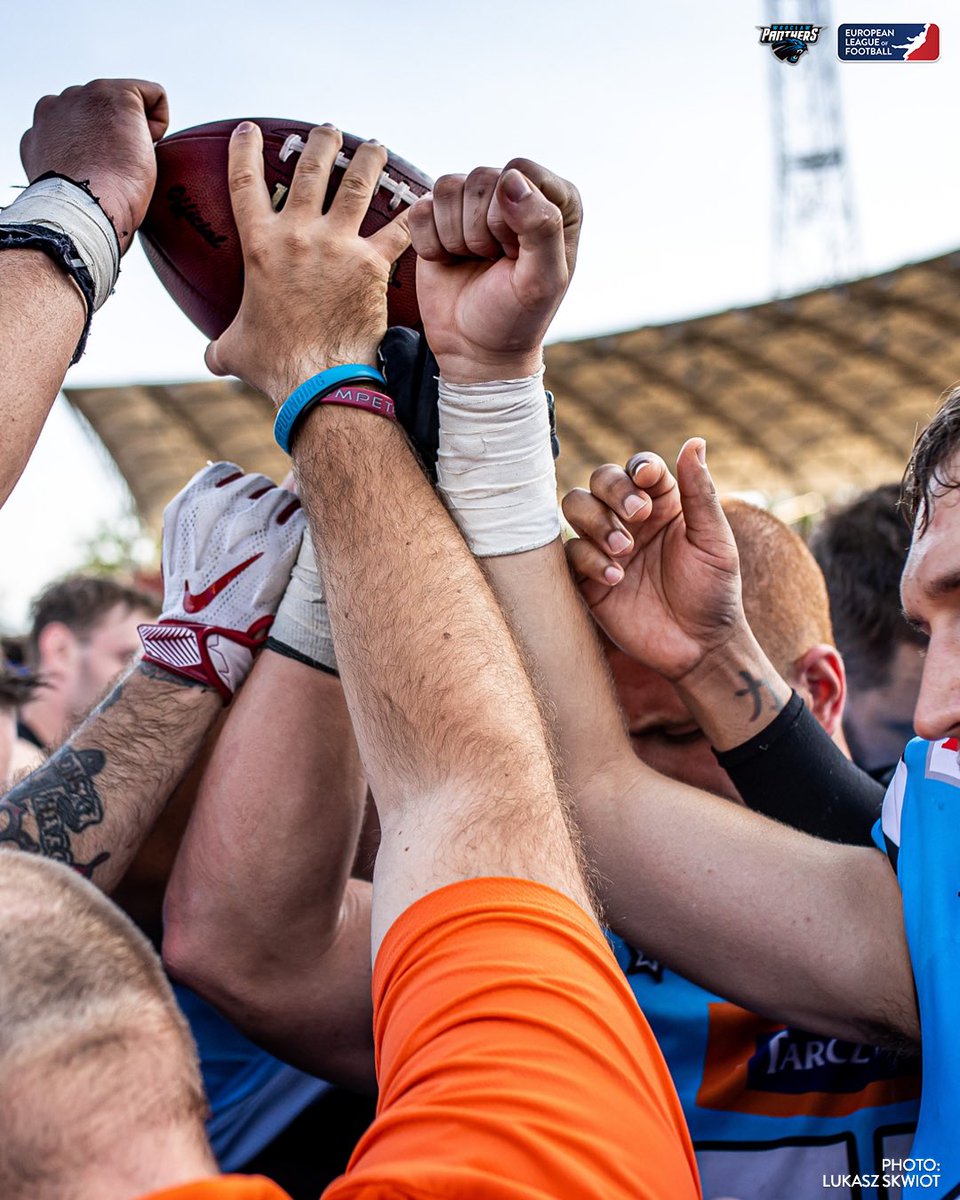 ELF_Official's tweet image. ⚠️ It’s time to BeCute ⚠️

After the @pantherswroclaw got the news that the Wroclaw Zoo is looking for someone to take care of their Panthers they’ve decided not to stay passive and proposed a deal to their partner TIM Catering to adopt the Snow Panthers (Leopards) 🐾