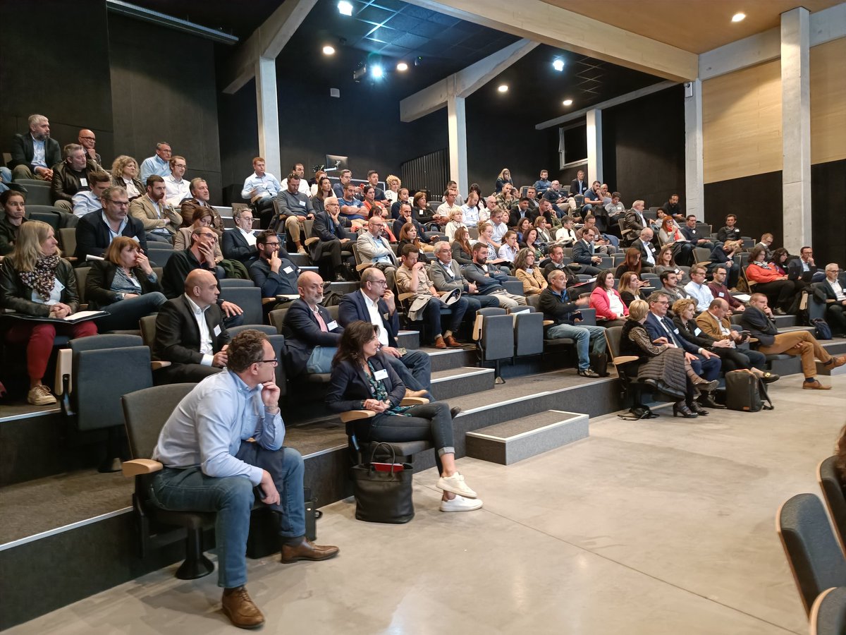 audouinc's tweet image. 💧 #Astee #Toulouse large public propice aux échanges avec les intervenants et les autres participants.
  ▶️ Toute la richesse des rencontres presentielles qui ont fait l'ADN de @_astee merci aux organisateurs !