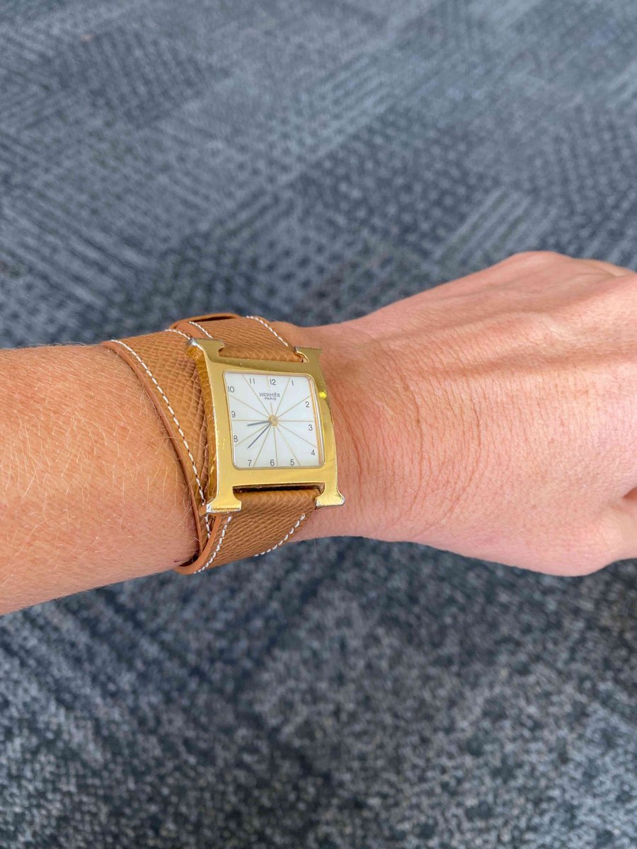 drwatchstrap1's tweet photo. Double wrap leather strap smooth calfskin for Hermes watch
https://t.co/o88XGzJKgc
#Hermes #hermes #hermès #hermesbag #hermescapecod #hermèscapecod #hermescapecode #hermesheureh #drwatchstrap #luxurywatchesformen #luxurywatchesforwomen #watchstrapson #watchstrapsau https://t.co/at3u7q2GGH