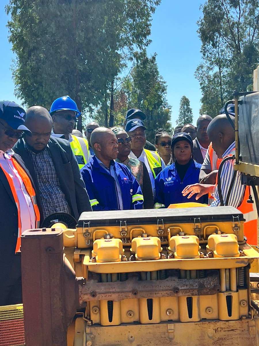 MaropeneRamo's tweet photo. 2nd oversight was at the Leeuwkuil Water Waste Treatment Works. 

Improved water &amp; sanitation system= improved livelihoods.

#DDMSedibeng
#PlanMonitorEvaluate https://t.co/WN7ZDMXsq7