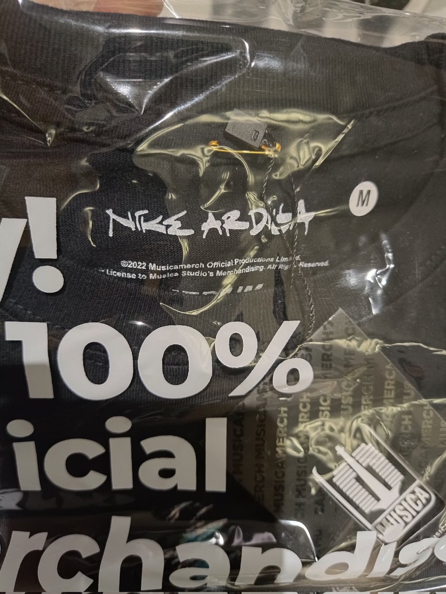 Unboxing merchandise Nike Ardilla 🔥🔥🔥
@MusicaStudios