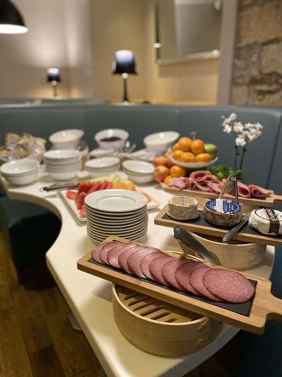 You don’t have to be staying with us to enjoy a Mannings breakfast! Simply call ahead to book and let us take care of the rest. We’re open for breakfast for non-residents from 7:00am to 9:30am, Tuesday to Friday. 

#manningstruro #cornishbreakfast #hotelbreakfast