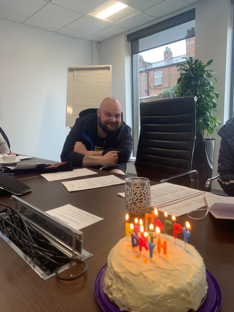 BalanceCareSL's tweet photo. On a monthly basis, we meet to review Operational Delivery and Quality Assurance. Maintaining our commitment to delivering high quality care. ✅

Plus, Emma very kindly made a lovely red velvet cake for Shaun’s birthday too. Happy birthday Shaun! 🎂 😄 https://t.co/M5Bda8rCQt