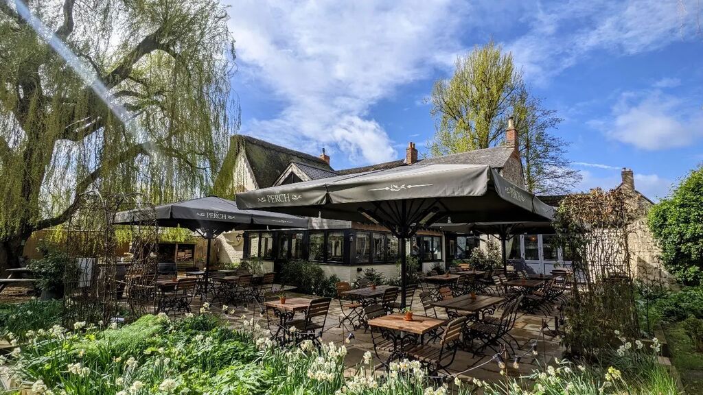 NEVER trust the forecast..
See you at lunch for a Springtime snack!

#theperch 
#theperchbinsey 
#binsey 
#binseywalk 
#portmeadow
#portmeadowoxford
#riverisis
#pub 
#pubgarden
#pubgrub
#wine
#naturalwine
#camra 
#oxford
#restaurant
#hospitality