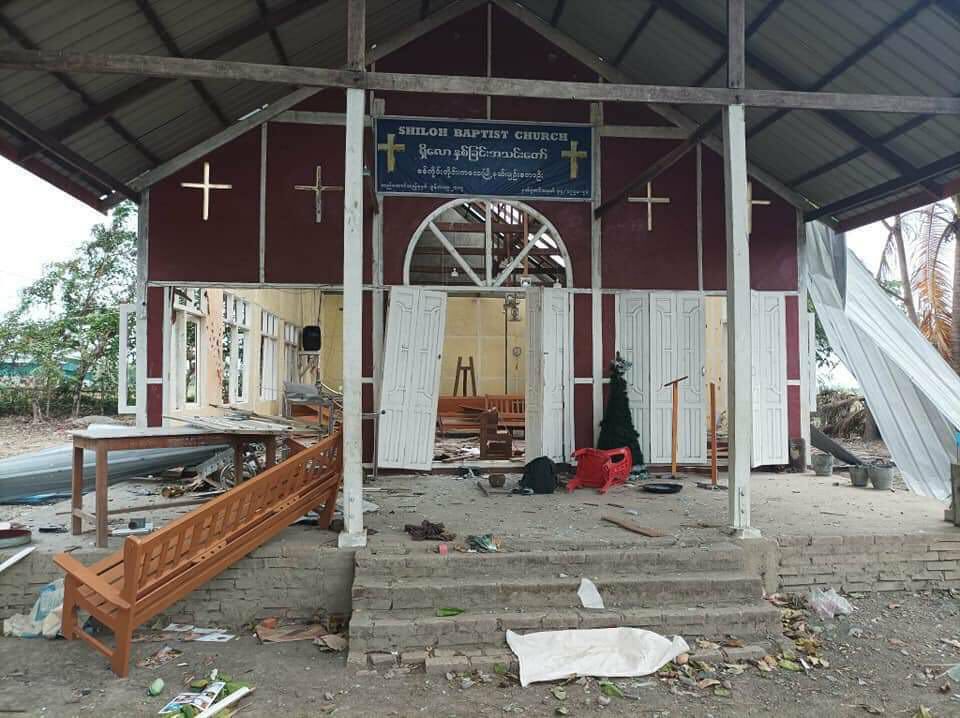 melodyphyo's tweet photo. Junta soldiers plundered the money that was donated for Church in Kale tsp, and in addition, they also wrote the racist letters on the walls.  #HelpMyanmarIDPs #2023Apr12Coup #WhatsHappeningInMyanmar https://t.co/GypTfmEPDA