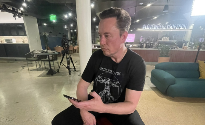 So I wrote this post on a well-known newsletter platform earlier. But Twitter Blue permits 4,000 characters now.  So here it is...my first long-form post on Twitter.  It's about <a href="/elonmusk/">Elon Musk</a> and <a href="/JamesClayton5/">James Clayton</a> 

When Clayton ‘interviewed’ Musk
Shiny new BBC people

Until this