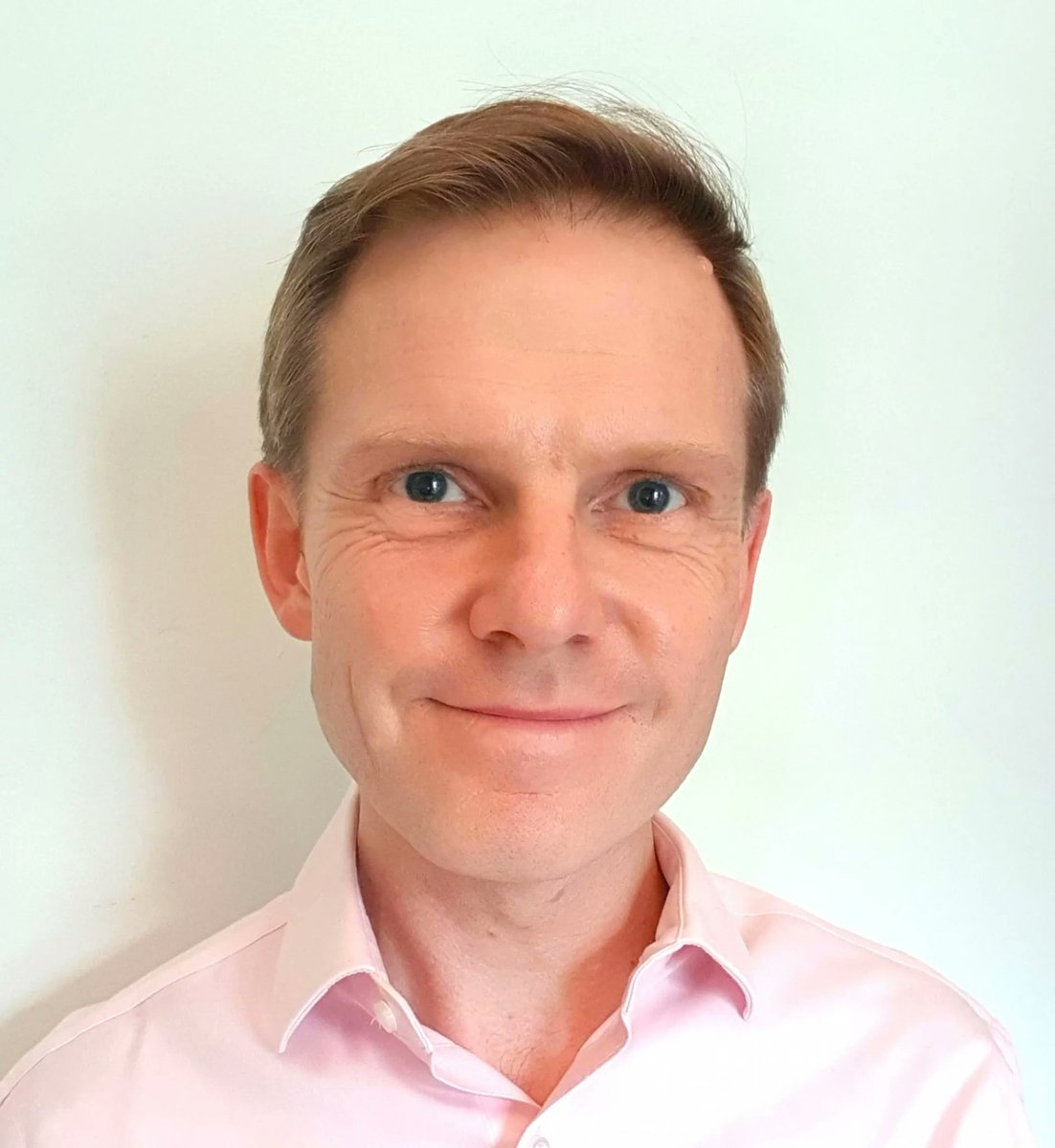 We need to find ways to stay steady, stable and at ease in both our professional and personal lives. 

Join Tom Segaller, discussing resilient leadership through emotional intelligence and flourishing relationships to our ella members.

Save your seat: buff.ly/3CYdPIL