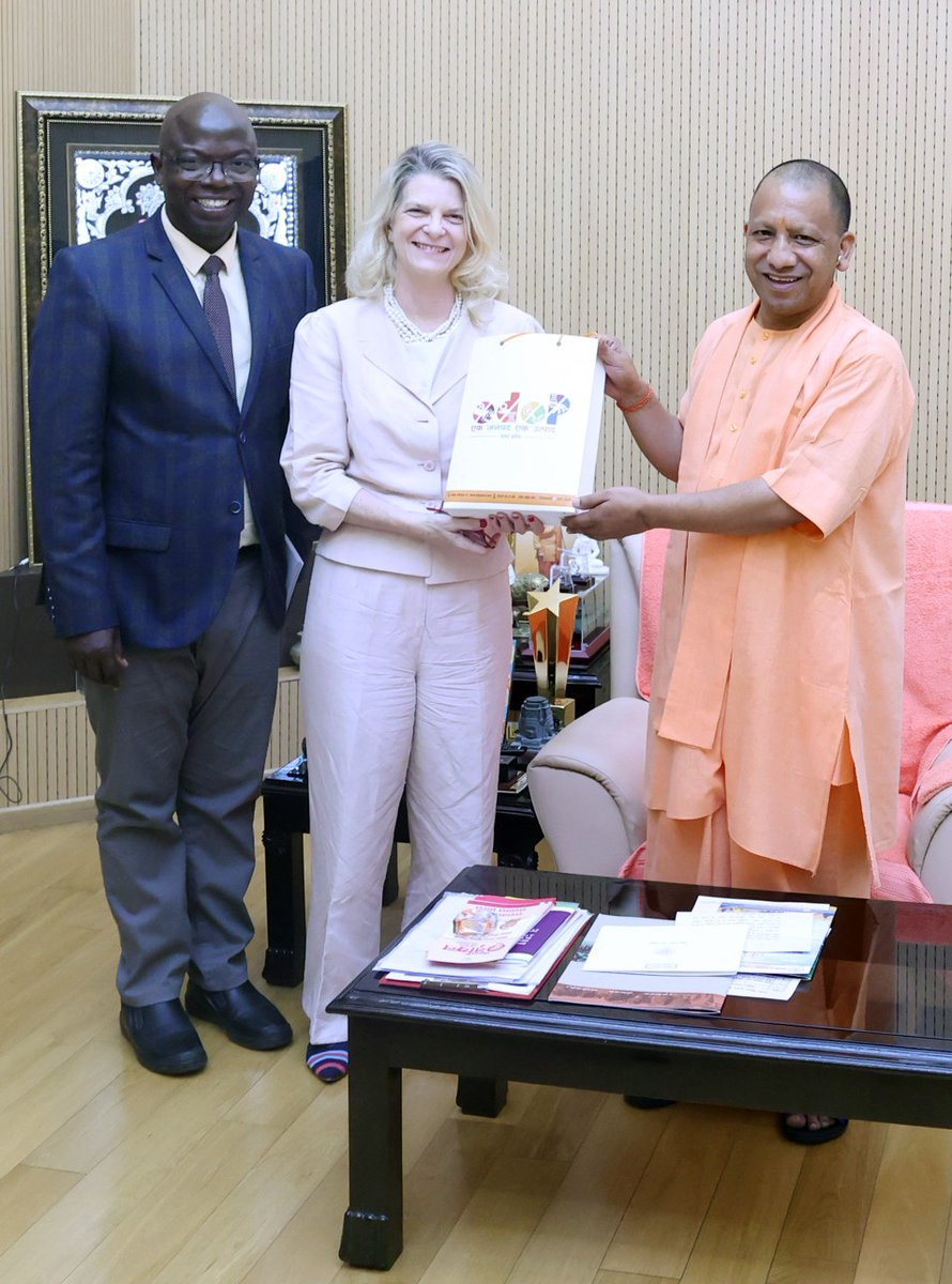 Cynthia McCaffrey (@unicefindiarep) on Twitter photo Delighted to meet Hon’ble CM Yogi Adityanath during my visit to #UttarPradesh.
With the continued progress made by the state, UNICEF reaffirms its support to the <a href="/UPGovt/">Government of UP</a> to accelerate achievements of #SDGs, with a focus on the rights and wellbeing of children. Delighted to meet Hon’ble CM Yogi Adityanath during my visit to #UttarPradesh.
With the continued progress made by the state, UNICEF reaffirms its support to the <a href="/UPGovt/">Government of UP</a> to accelerate achievements of #SDGs, with a focus on the rights and wellbeing of children.